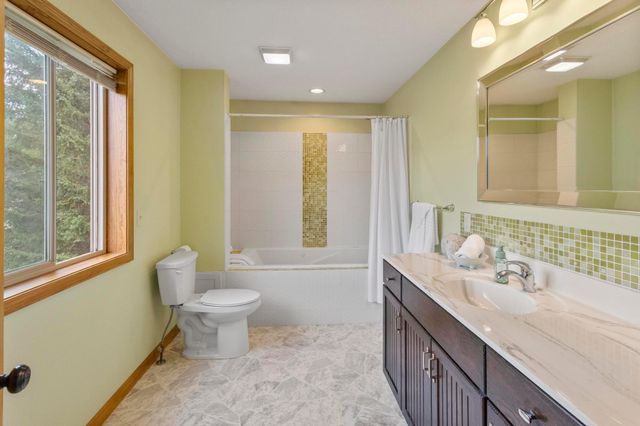 567 135th Street NW, Monticello, MN 55362