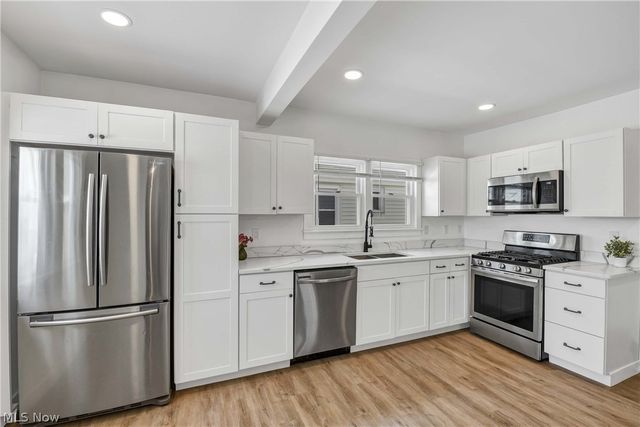 8318 Bauerdale Avenue, Parma, OH 44129