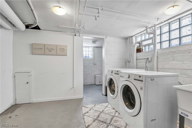 8318 Bauerdale Avenue, Parma, OH 44129