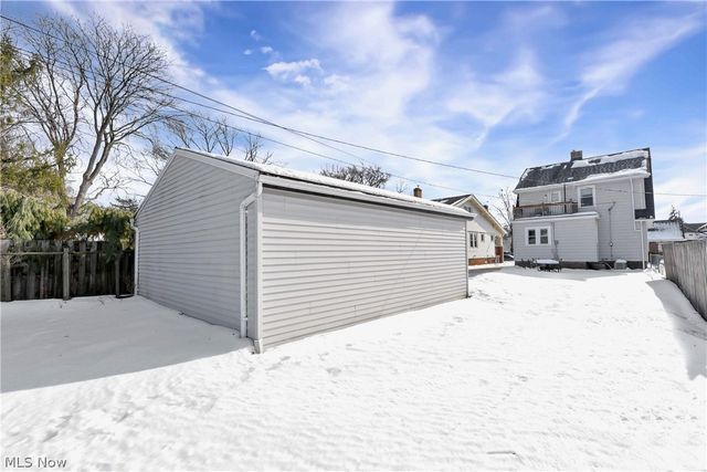 8318 Bauerdale Avenue, Parma, OH 44129