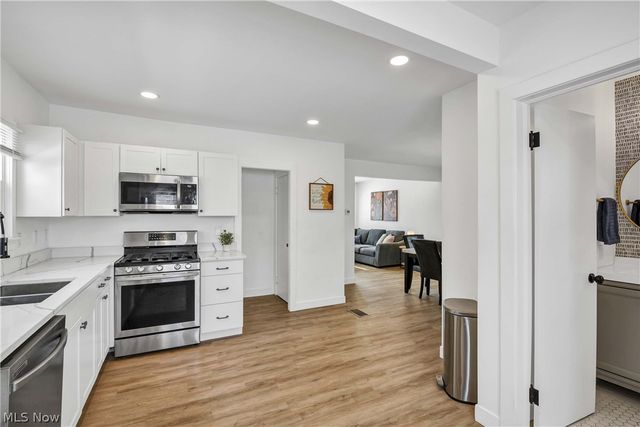 8318 Bauerdale Avenue, Parma, OH 44129