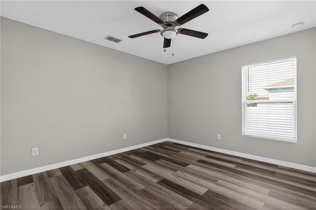 3603 21st ST SW, Lehigh Acres, FL 33976