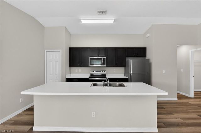 3603 21st ST SW, Lehigh Acres, FL 33976