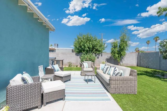 7431 E Taylor Street, Scottsdale, AZ 85257