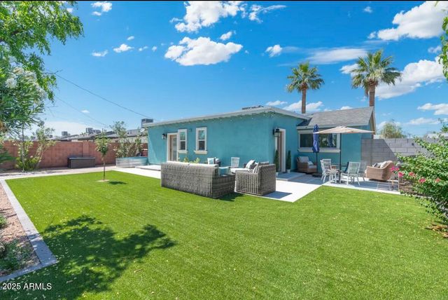 7431 E Taylor Street, Scottsdale, AZ 85257