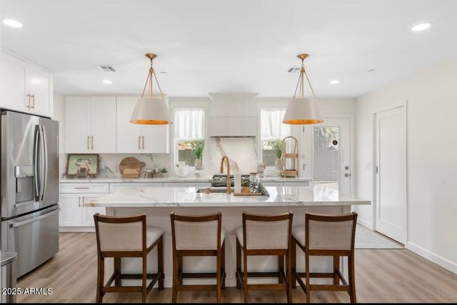 7431 E Taylor Street, Scottsdale, AZ 85257