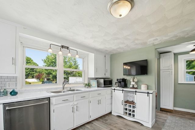 92 Union Street, West Bridgewater, MA 02379