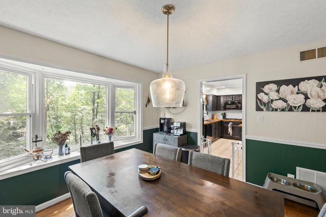 334 OVERLOOK DR, Cross Junction, VA 22625