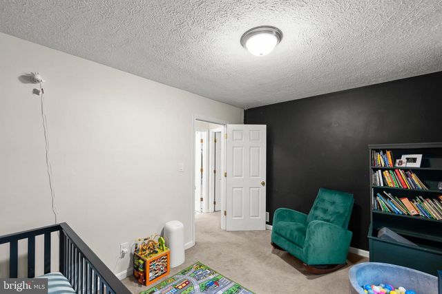 334 OVERLOOK DR, Cross Junction, VA 22625