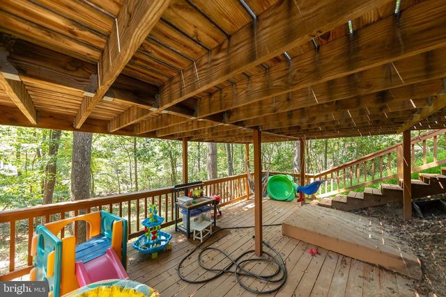 334 OVERLOOK DR, Cross Junction, VA 22625