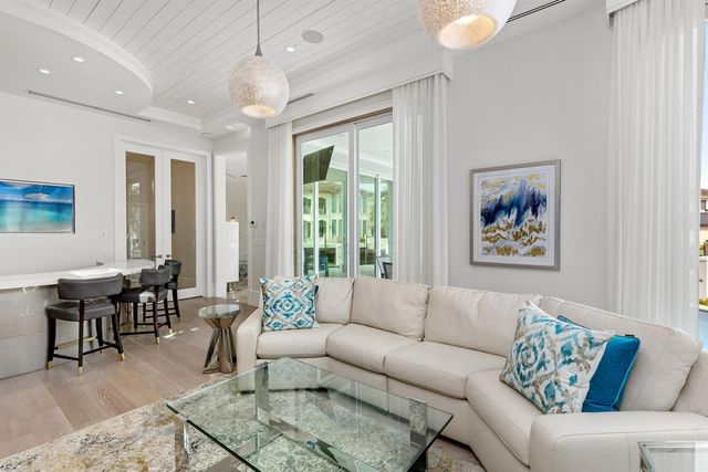 863 Enfield Street, Boca Raton, FL 33487