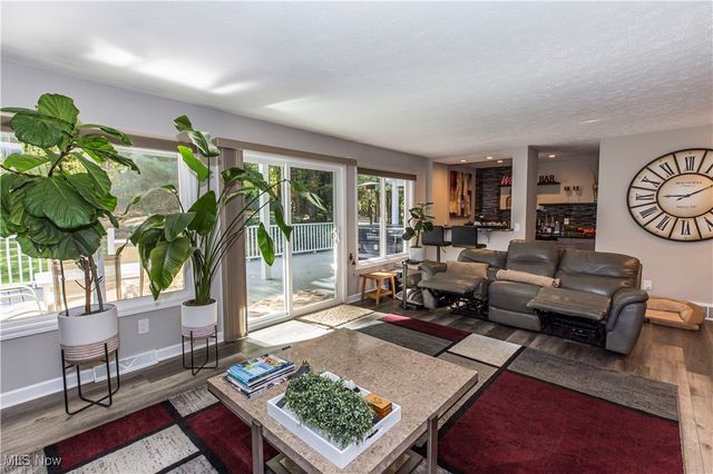 2430 Rockside Road, Seven Hills, OH 44131