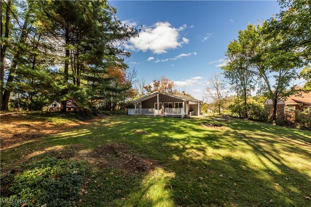 2430 Rockside Road, Seven Hills, OH 44131