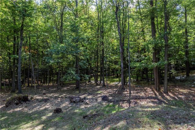 2430 Rockside Road, Seven Hills, OH 44131