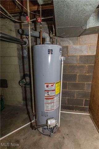 2430 Rockside Road, Seven Hills, OH 44131