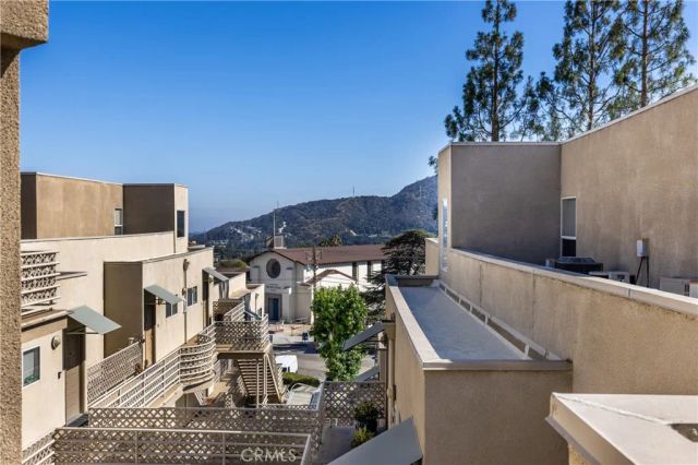2915 Montrose Avenue 430, Glendale, CA 91214