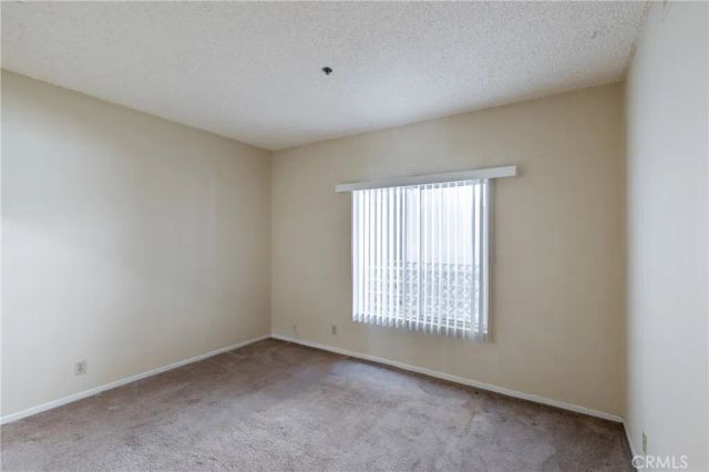2915 Montrose Avenue 430, Glendale, CA 91214