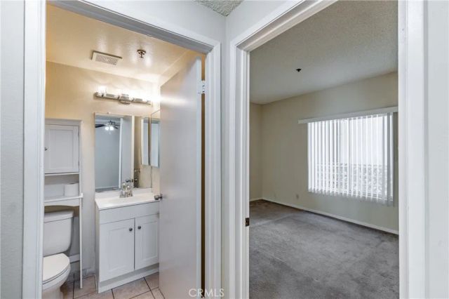 2915 Montrose Avenue 430, Glendale, CA 91214