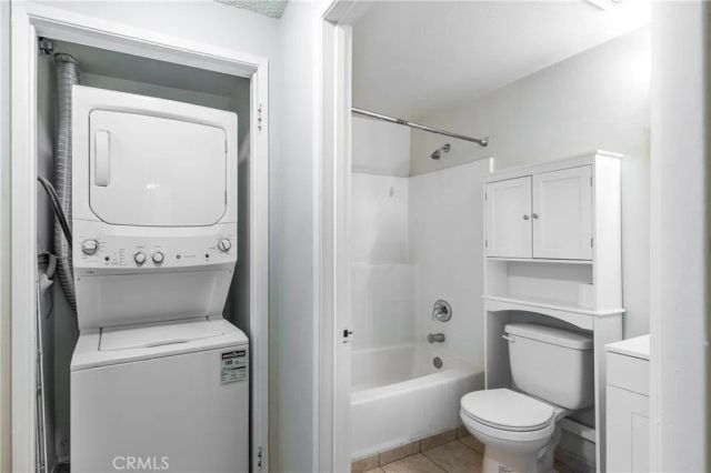 2915 Montrose Avenue 430, Glendale, CA 91214