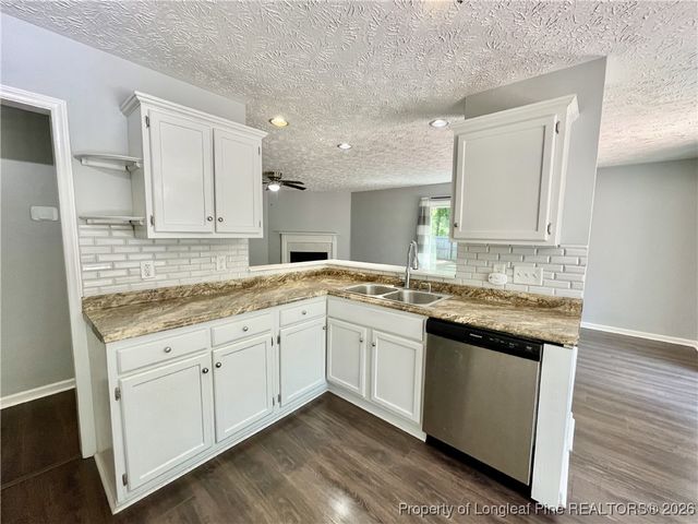 4226 Donegal Road, Hope Mills, NC 28348