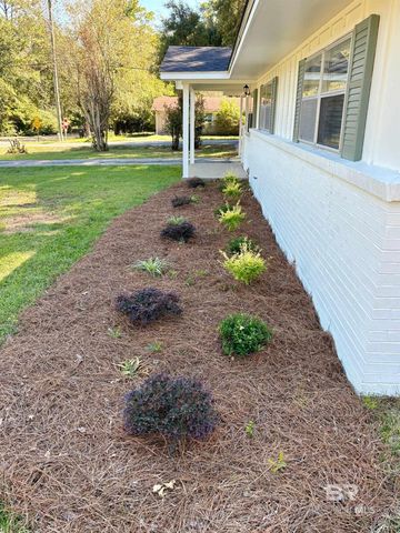 1701 Auburn Avenue, Bay Minette, AL 36507