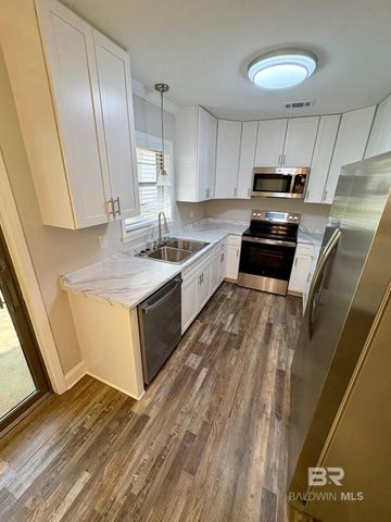 1701 Auburn Avenue, Bay Minette, AL 36507