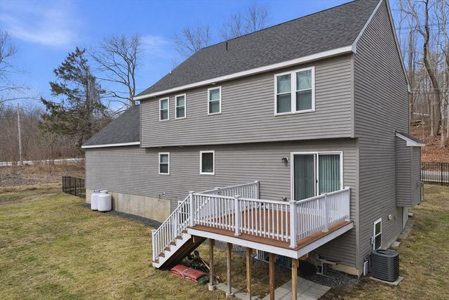 129 Quinapoxet Street, Holden, MA 01522