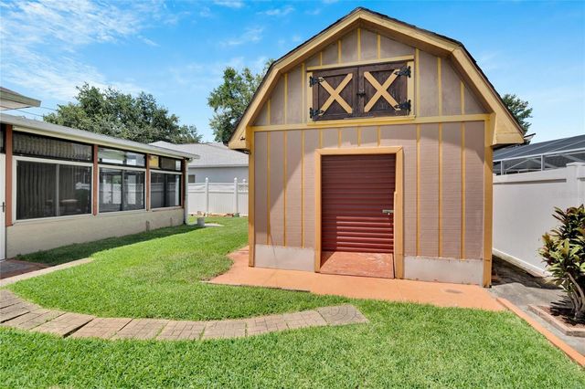 813 INNERGARY PLACE, Valrico, FL 33594
