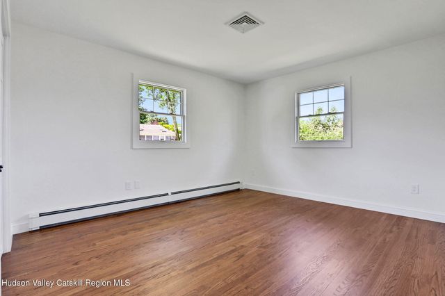 35 Bennett Avenue, Saugerties, NY 12477