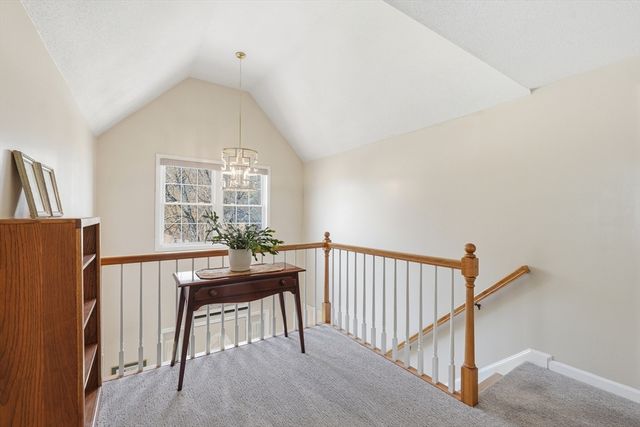 10 Horseshoe Lane, Clinton, MA 01510