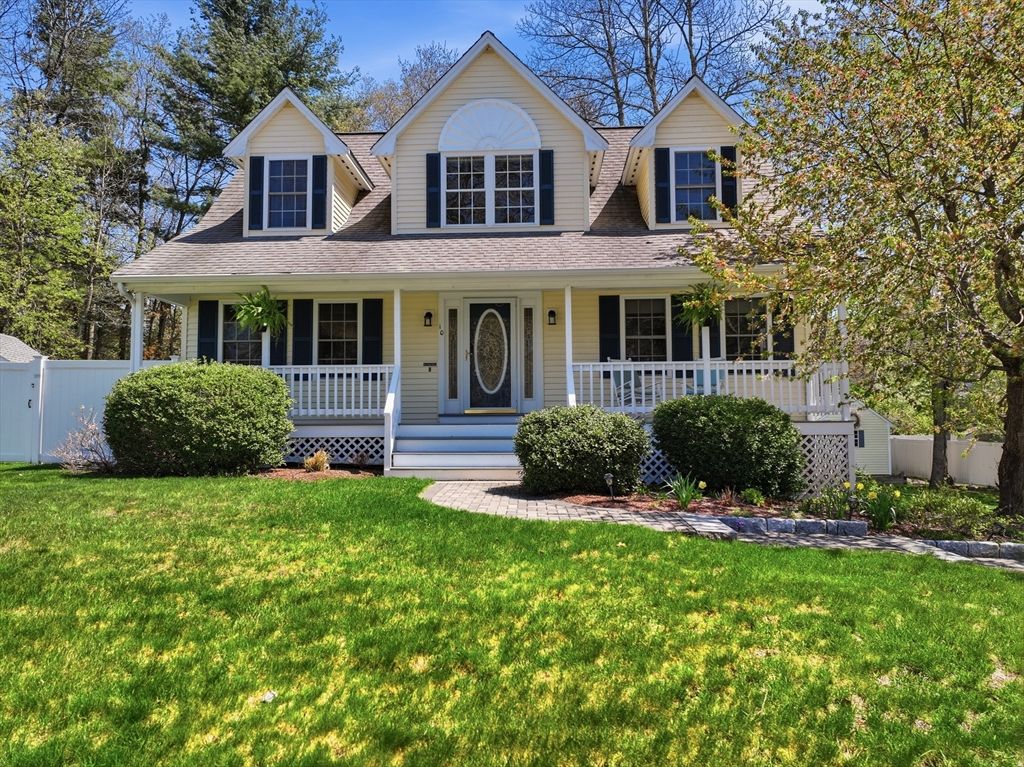 10 Horseshoe Lane, Clinton, MA 01510