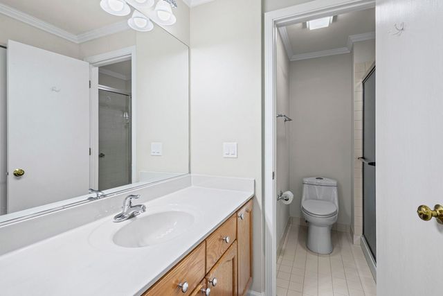 540 Biesterfield Road B314, Elk Grove Village, IL 60007