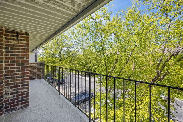 540 Biesterfield Road B314, Elk Grove Village, IL 60007