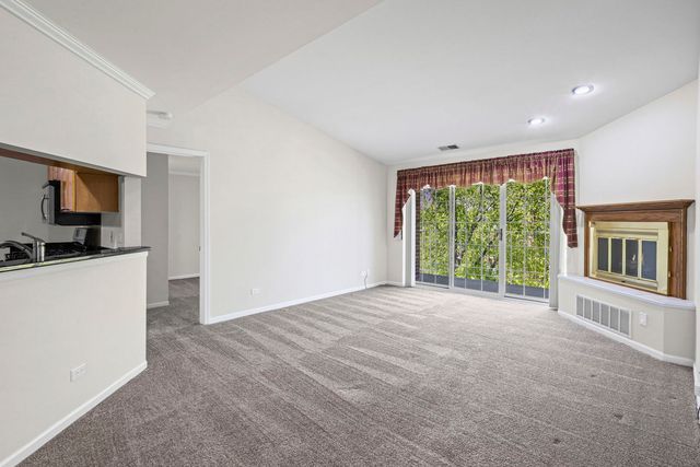 540 Biesterfield Road B314, Elk Grove Village, IL 60007