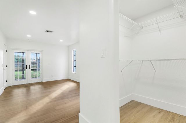 1009 Alamanda Drive, North Palm Beach, FL 33408