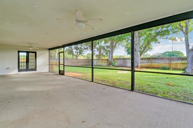 1009 Alamanda Drive, North Palm Beach, FL 33408