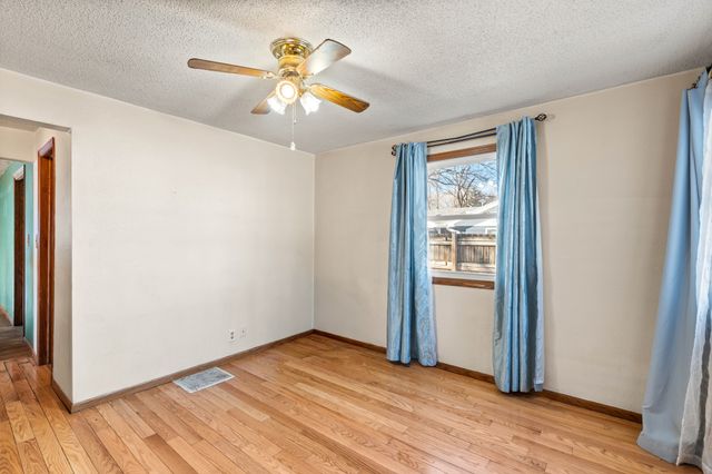 2810 NE 53rd Court, Des Moines, IA 50317