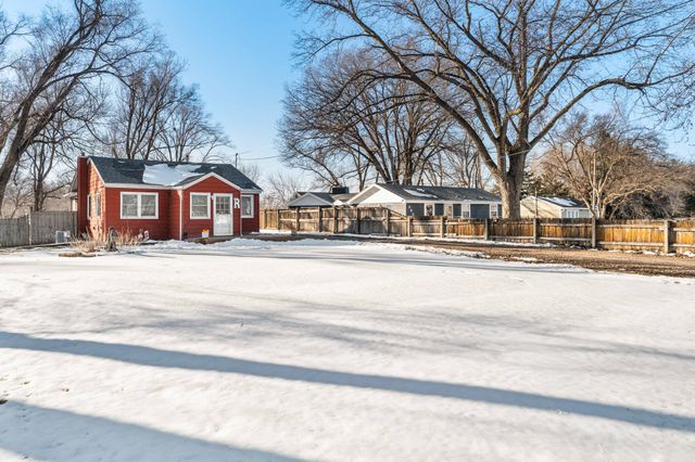 2810 NE 53rd Court, Des Moines, IA 50317