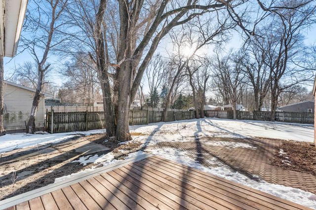 2810 NE 53rd Court, Des Moines, IA 50317