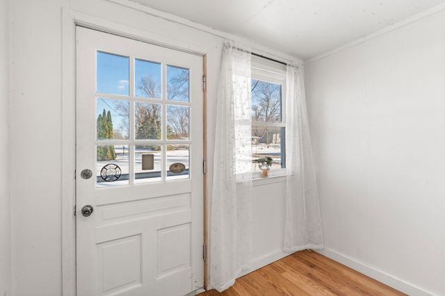 2810 NE 53rd Court, Des Moines, IA 50317