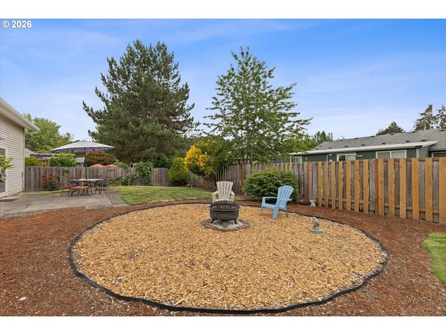 6135 Sw CROSS CREEK Dr, Beaverton, OR 97078
