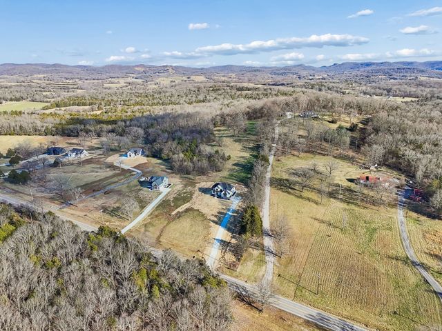 13821 Cainsville Rd, Lebanon, TN 37090