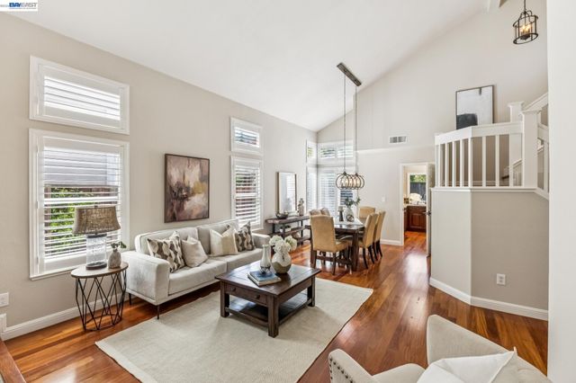 2426 Tapestry Way, Pleasanton, CA 94566