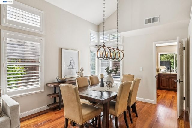 2426 Tapestry Way, Pleasanton, CA 94566