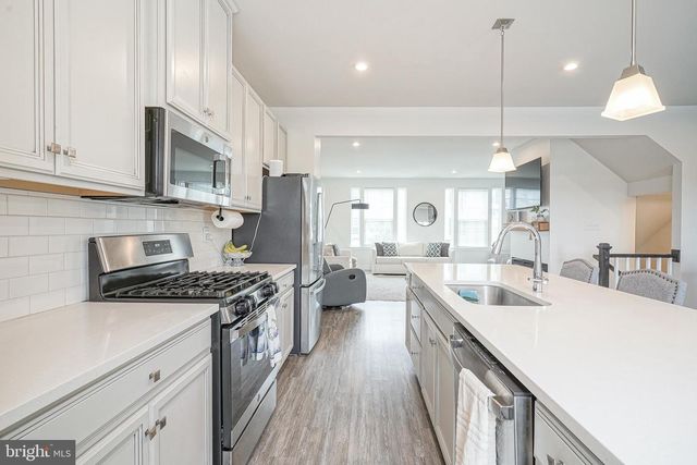 44 SPARROW CIR, Sewell, NJ 08080