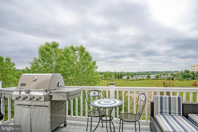 44 SPARROW CIR, Sewell, NJ 08080