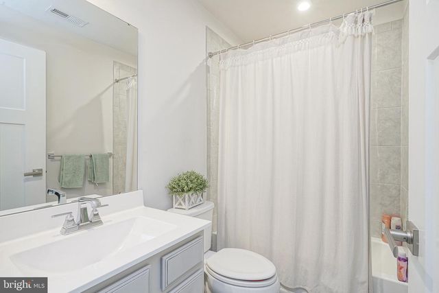 44 SPARROW CIR, Sewell, NJ 08080