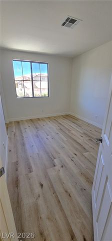 8066 Sunset Creek Street, Las Vegas, NV 89113