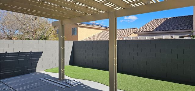 8066 Sunset Creek Street, Las Vegas, NV 89113