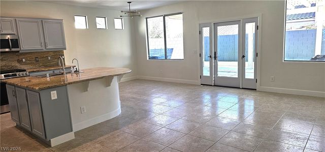 8066 Sunset Creek Street, Las Vegas, NV 89113